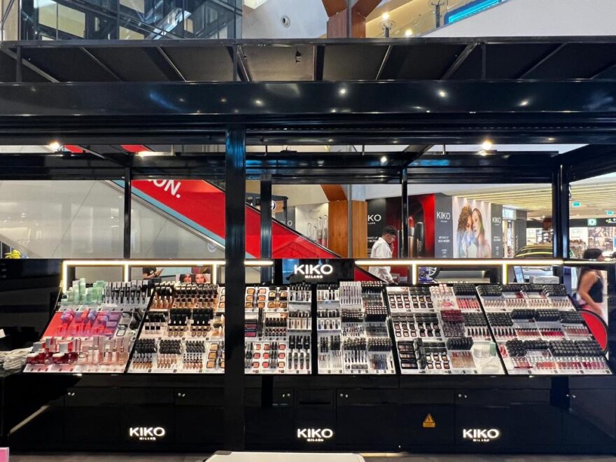 Kiko Milano își extinde prezența cu un nou pop-up store în Iulius Mall, Cluj – Napoca