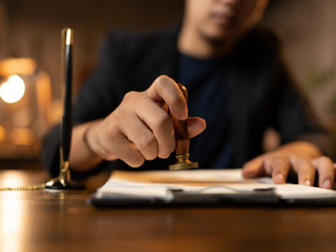 Rolul unui notar in gestionarea corecta a actelor legale