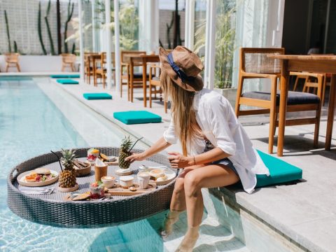 Vacanța 2026 în locuri exotice, mai simplă ca oricând: zbor charter către plaje de vis