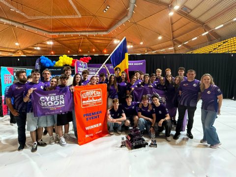 Echipa CyberMoon, susținută de UVT, a câștigat campionatul european de robotică FIRST Tech Challenge 2026